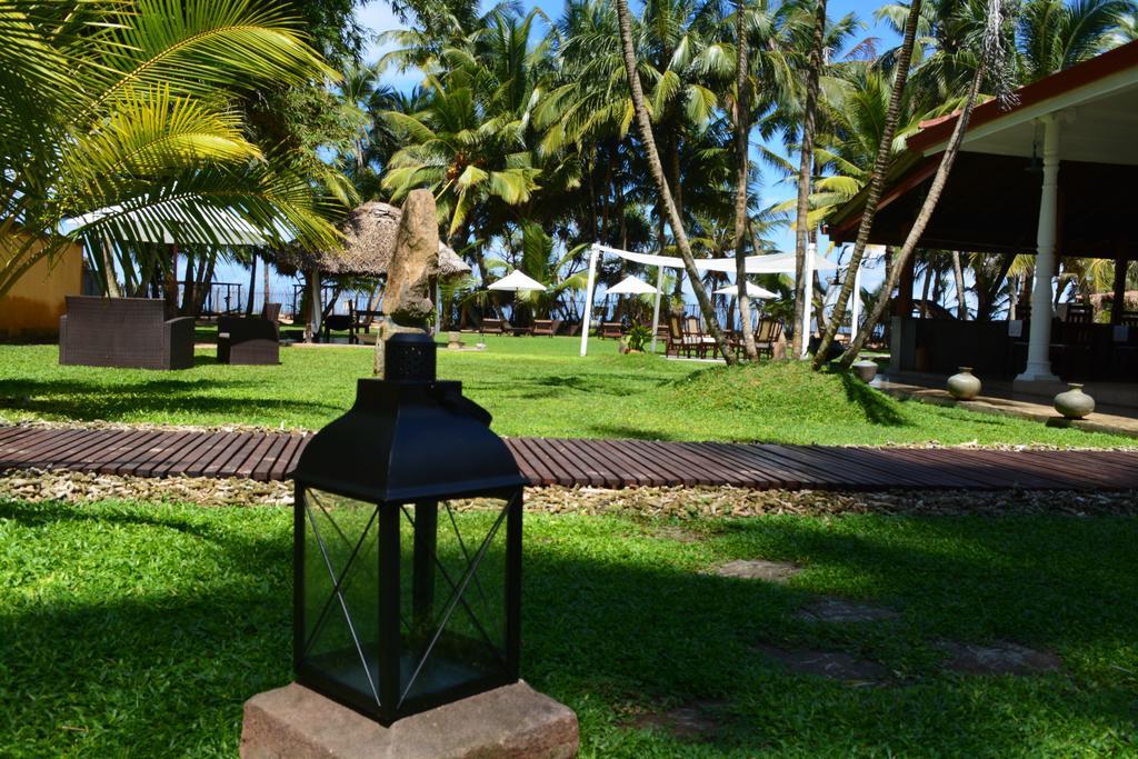 Cocovilla Boutique Resort Бентота Экстерьер фото