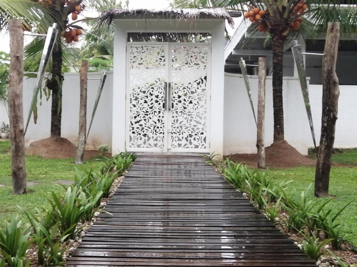 Cocovilla Boutique Resort Бентота Экстерьер фото